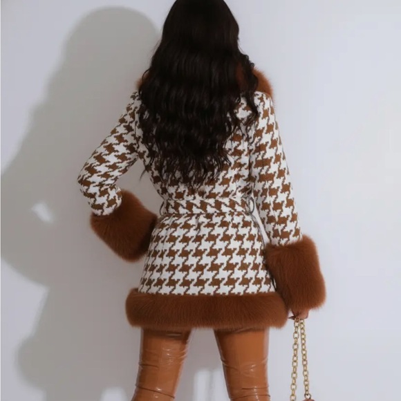 Brown Faux Fur Trim Houndstooth Women's Coat - Picture 2 of 10